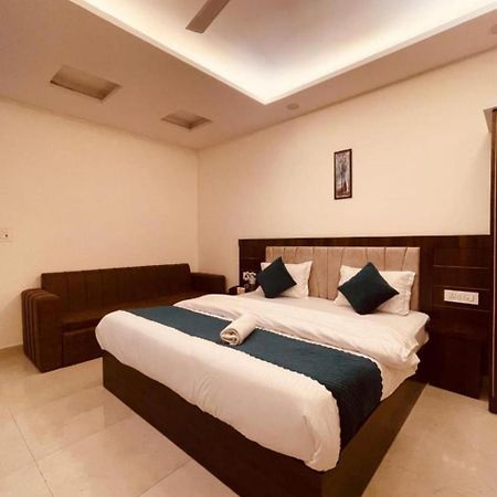 Hotel Rudra Residency Near Railway Station Mathura Exterior foto