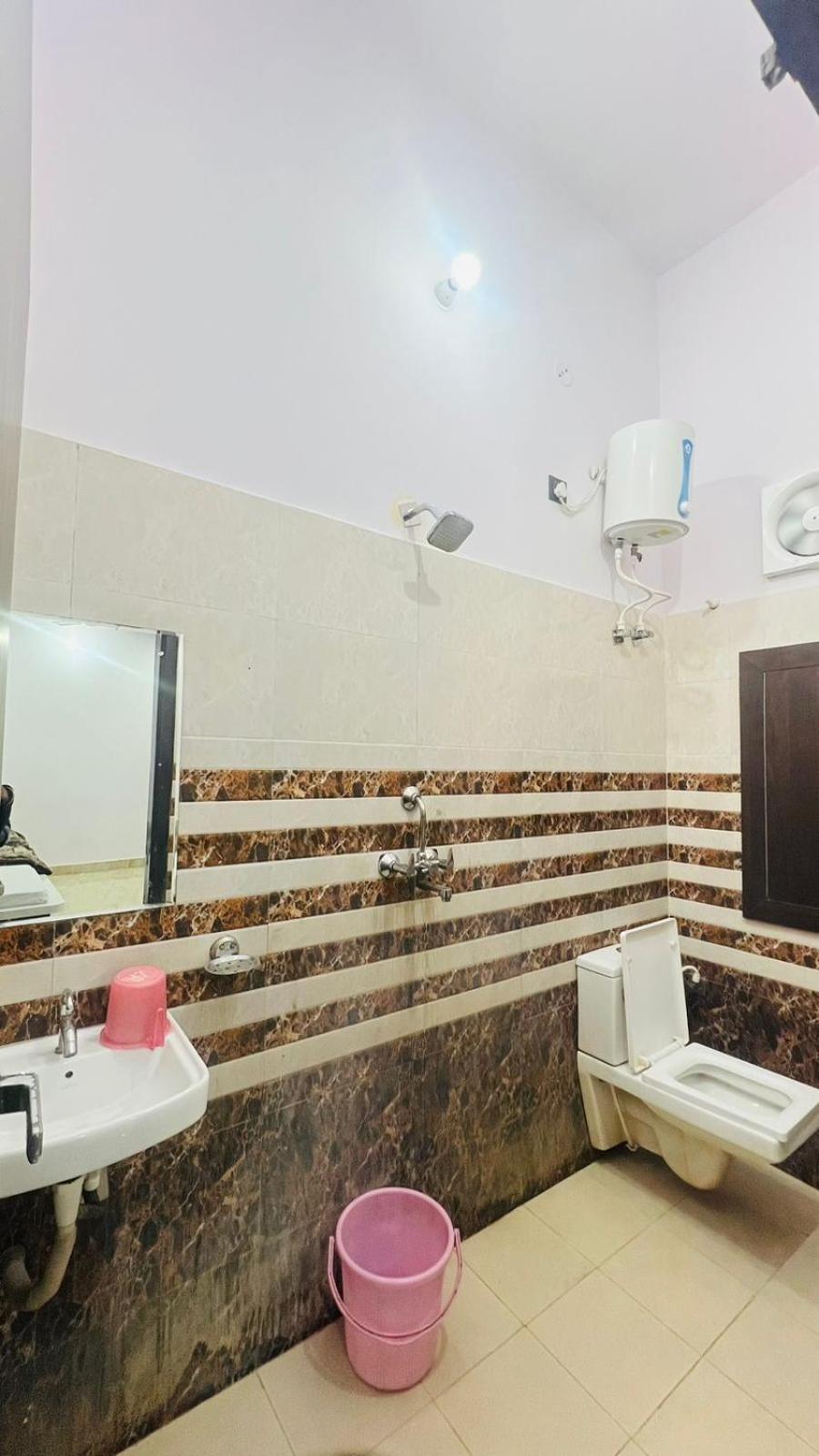Hotel Rudra Residency Near Railway Station Mathura Exterior foto
