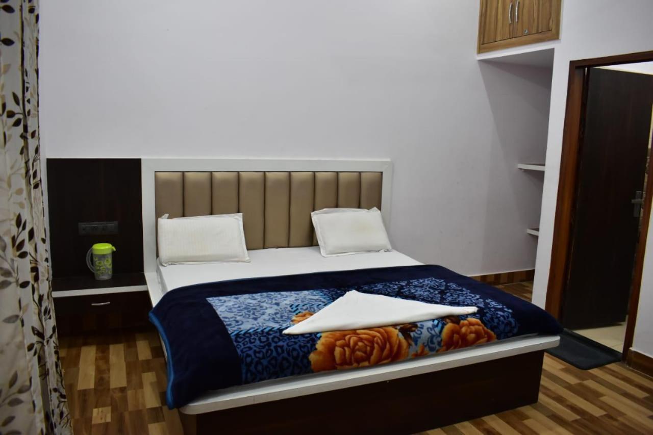 Hotel Rudra Residency Near Railway Station Mathura Exterior foto