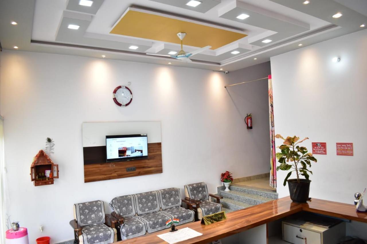 Hotel Rudra Residency Near Railway Station Mathura Exterior foto